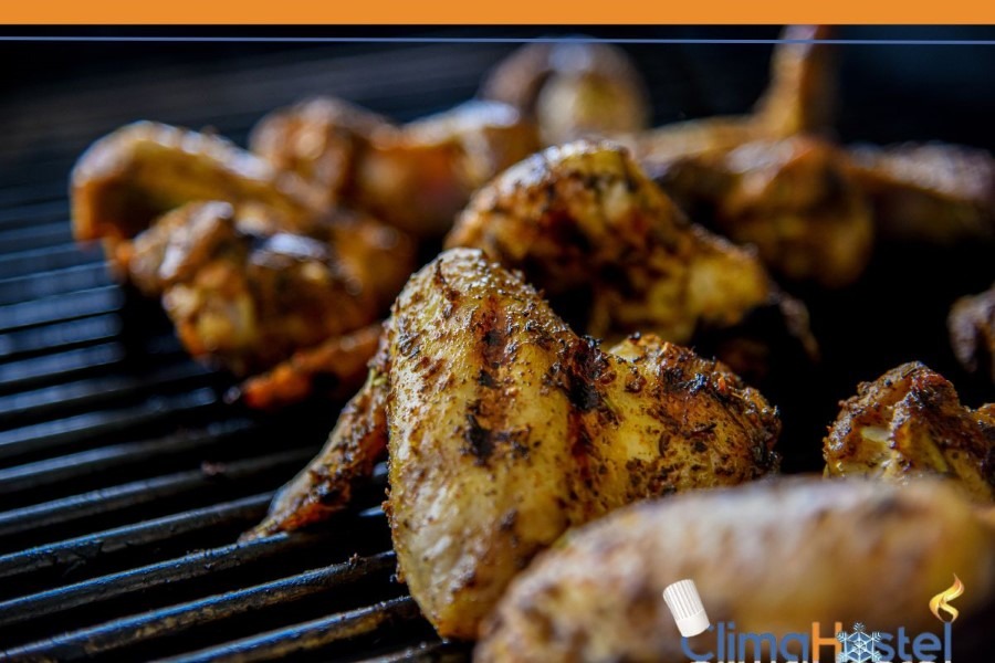 Sabor y jugosidad en cada bocado: Cómo lograr asar un pollo perfecto en el asador
